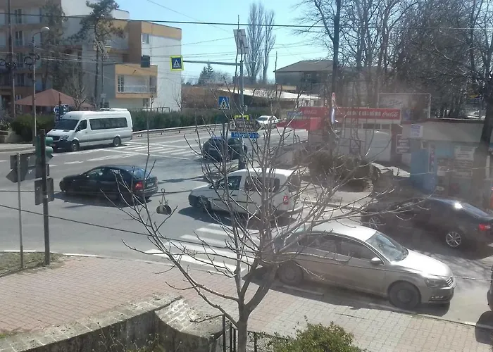 Munteanu アパート エフォリエ・ノルド